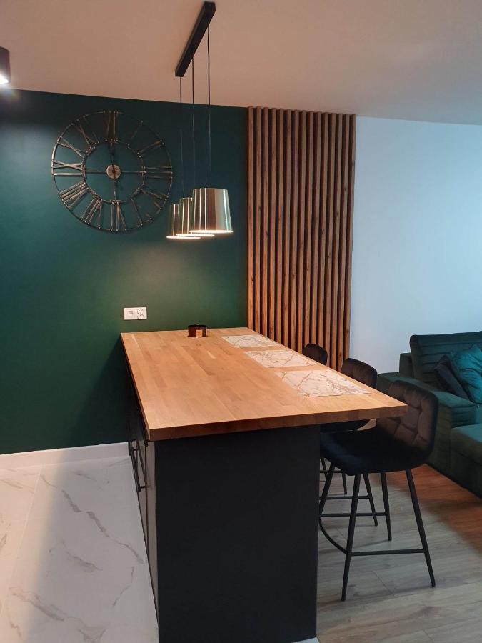 Apartament 3 Pokojowy Lub Pokoj W Mieszkaniu W Nowym Bloku Varsó Kültér fotó