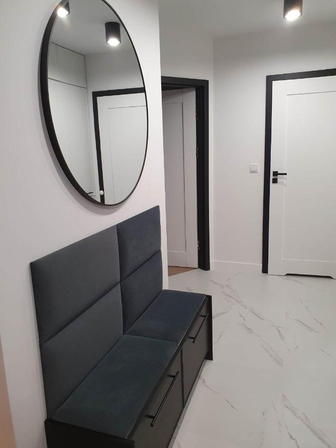 Apartament 3 Pokojowy Lub Pokoj W Mieszkaniu W Nowym Bloku Varsó Kültér fotó