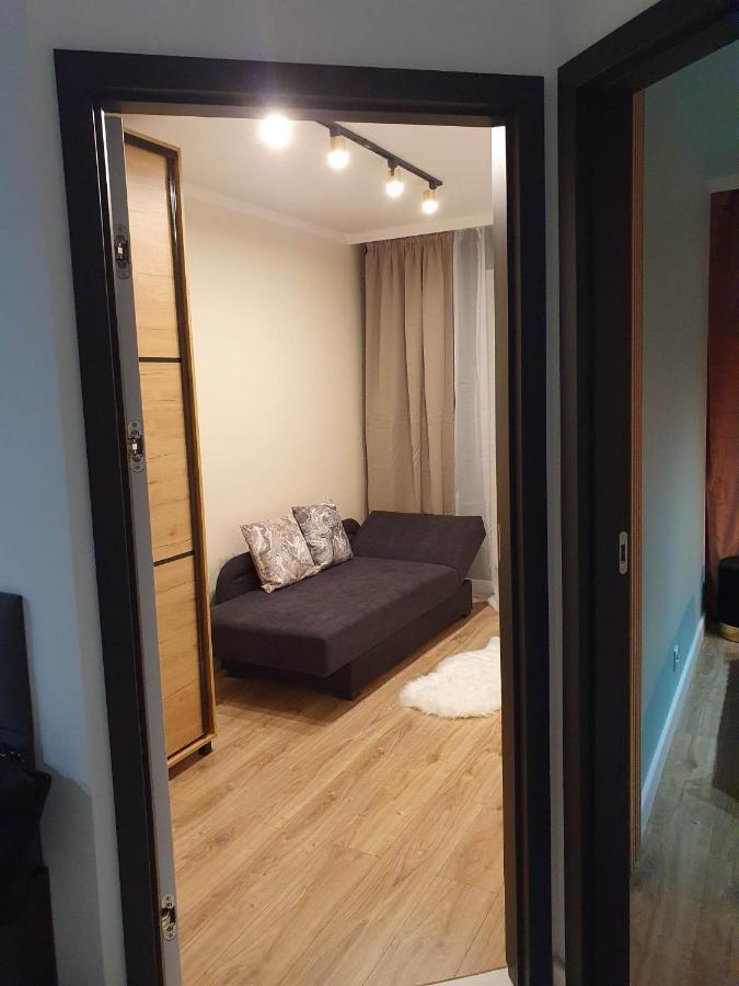 Apartament 3 Pokojowy Lub Pokoj W Mieszkaniu W Nowym Bloku Varsó Kültér fotó